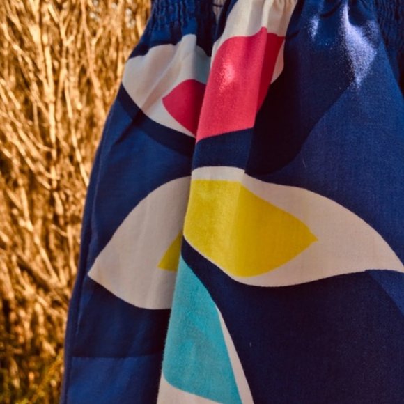 Such a Cute navy, White ,& Bright Colored Flowers, Carter's Dress, NWOT 12 mnths - Picture 4 of 7